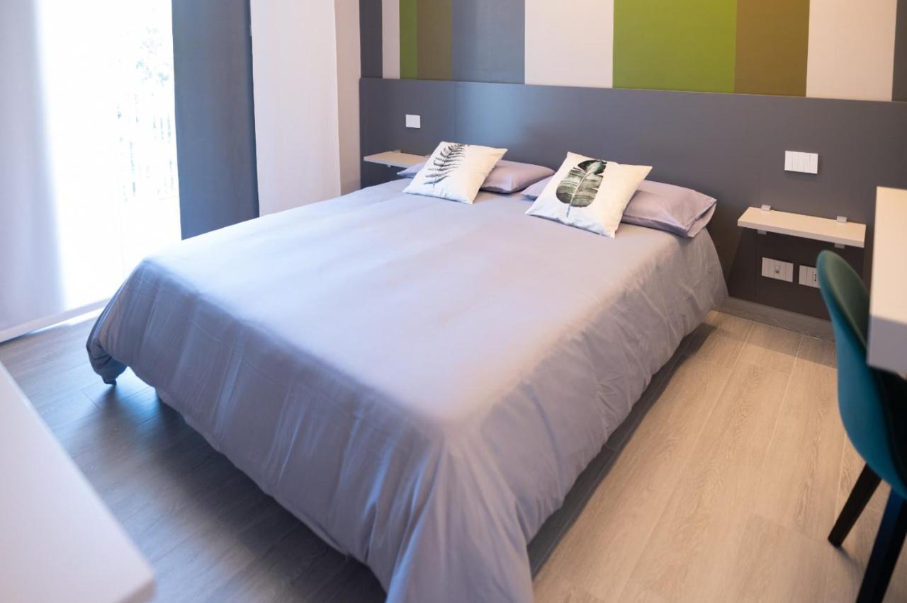 Grey House Guest House Luxury Latina Exteriér fotografie